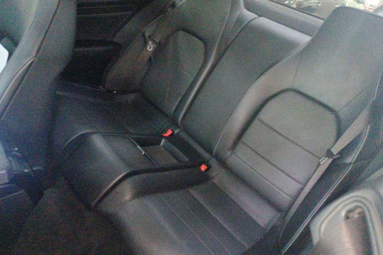 Used Mercedes-Benz E-Class 2016 E 260 Coupe Dynamic Edition
