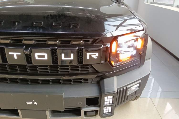 Used JETOUR Traveler 2023 2.0T All-Wheel-Drive CrossPRO
