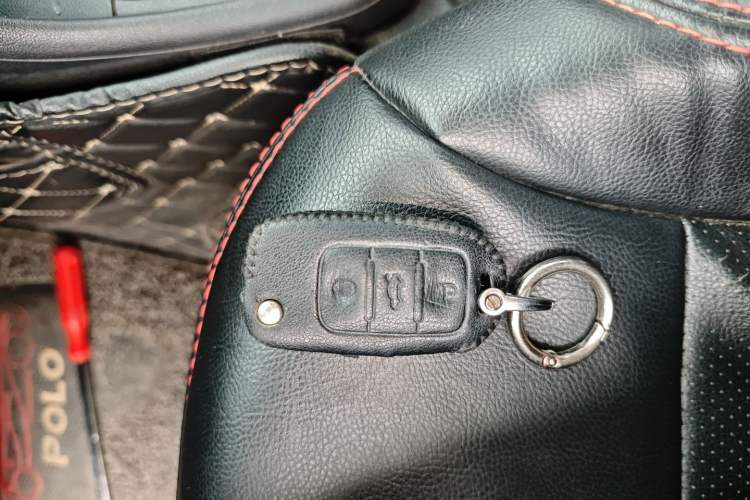 Used Volkswagen Polo 2016 1.4L Manual Fashion Model