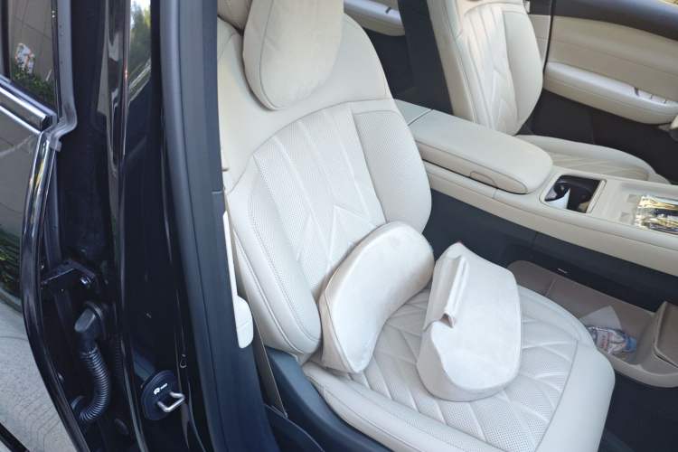 Used Nio ES6 2025 75 kWh
