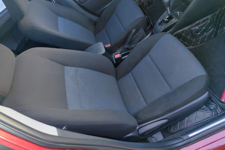 Used Toyota YARiS L 2019 1.5E CVT Dynamic Edition China VI compliant