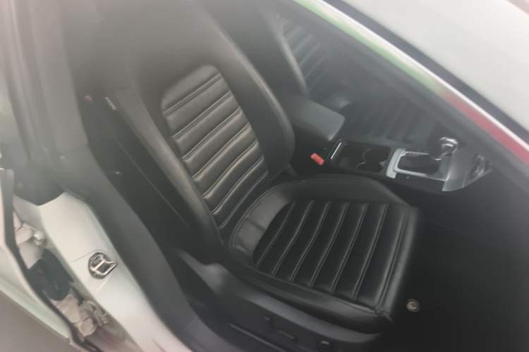 Used Volkswagen FAW-Volkswagen CC 2016 1.8TSI Prestige Model
