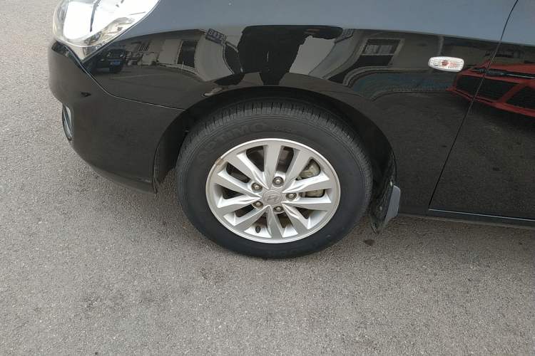 Used Hyundai Celesta 2016 1.6L Manual Jia Yue Sunroof Edition