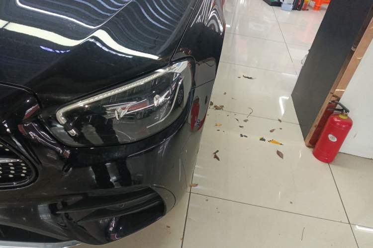 Used Mercedes-Benz E-Class 2022 Second Facelift E 300 L Sporty and Stylish Edition
