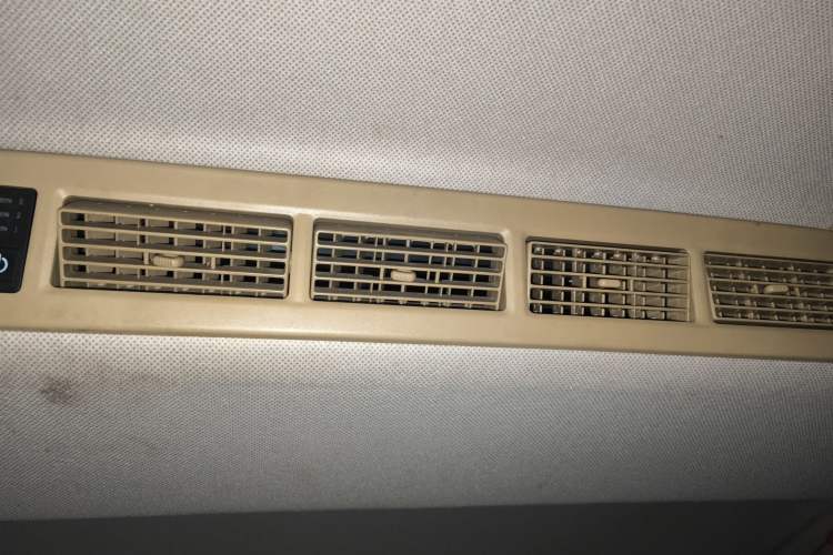 Used Wuling Hongguang 2014 1.5L S Luxury Model
