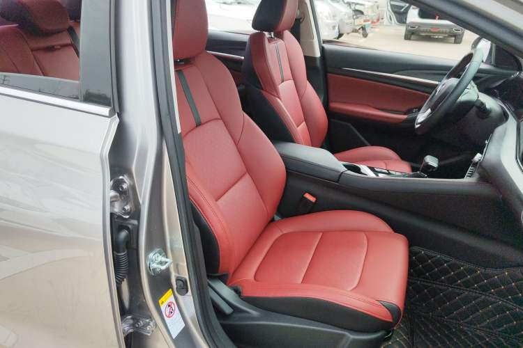 Used Changan Eado 2020 PLUS Blue Whale NE 1.4T GDI DCT Flagship Model
