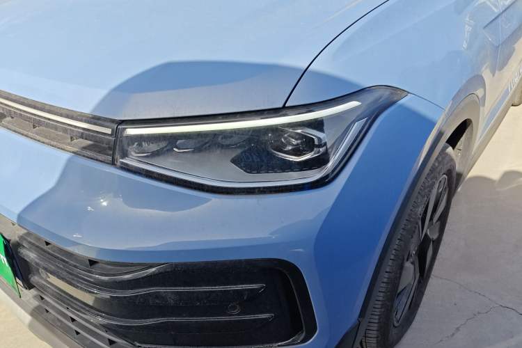 Used Volkswagen Tharu 2025 NewRui 300TSI Prestige Edition
