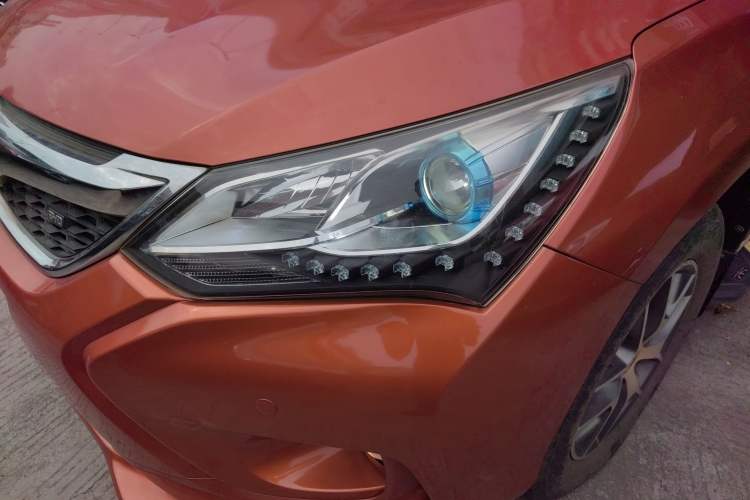 Used BYD Song 2017 Gaishi Upgrade Edition 1.5TI Manual Elite Model
