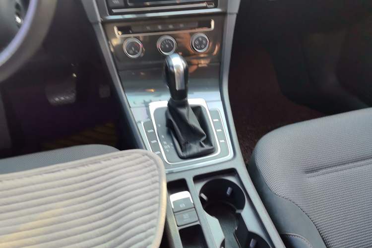 Used Volkswagen Golf 2018 1.6L Automatic Comfort Model
