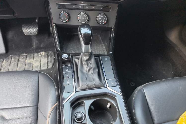 Used Volkswagen Passat 2021 330TSI Elite Edition
