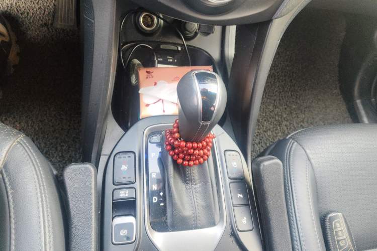 Used Hyundai Grand SantaFe 2013 3.0L 7-Seater 4x4 Flagship Edition
