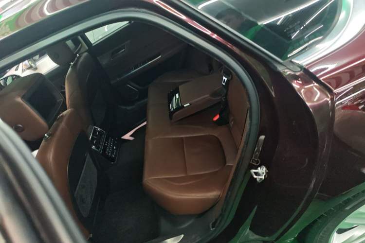 Used Jaguar XFL 2018 XFL 2.0T 250 PS Premium Edition
