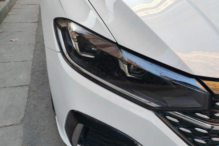 Used Volkswagen Lavida 2023 300TSI DSG Starry Full-Comfort Edition