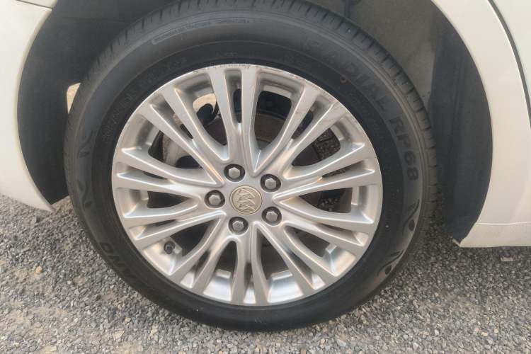 Used Buick GT 2015 15N Automatic Elite Version
