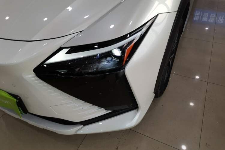 Used Lexus RZ 2023 450e All-Wheel Drive Luxury Edition