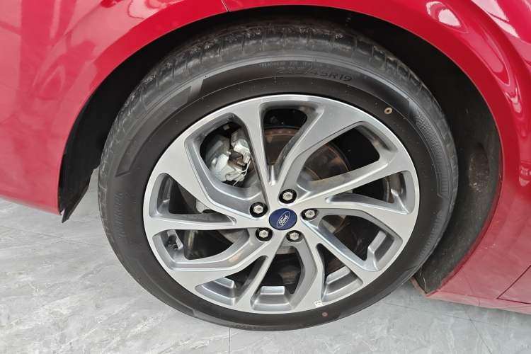 Used Ford Mondeo 2025 2.0T EcoBoost Ultimate Edition
