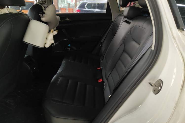 Used Volkswagen Tharu 2020 280TSI Two-Wheel Drive Luxury Plus Version China VI Standard
