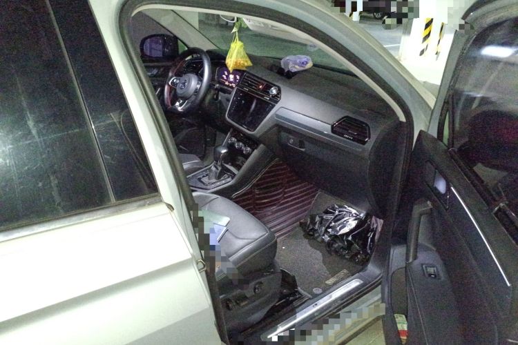 Used Volkswagen Tiguan L 2019 Revised 330TSI Automatic Two-Wheel Drive R-Line Flagship Edition China V Emission Standard
