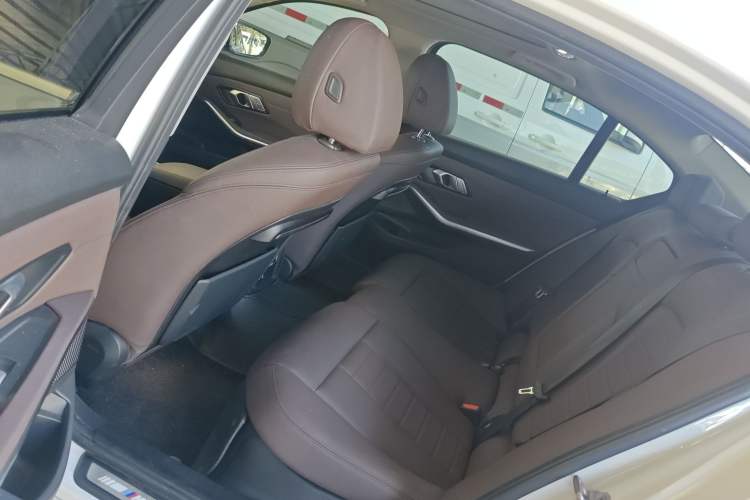 Used BMW 3 Series 2021 Second Facelift 320Li M Sport Package
