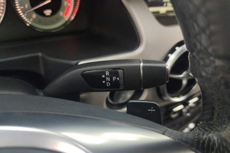 Used Mercedes-Benz GLK-Class 2015 GLK 300 4MATIC Fashion Edition Ultimate Version