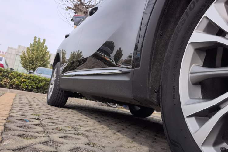 Used Buick Envision 2022 Encore Plus 652T Five-Seat Luxury Model
