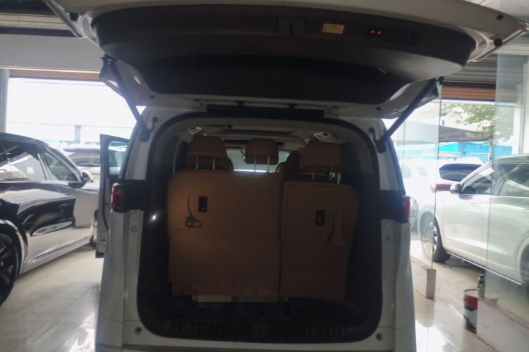 Used Denza D9 2022 DM-i 970 Four-Wheel Drive Flagship Model
