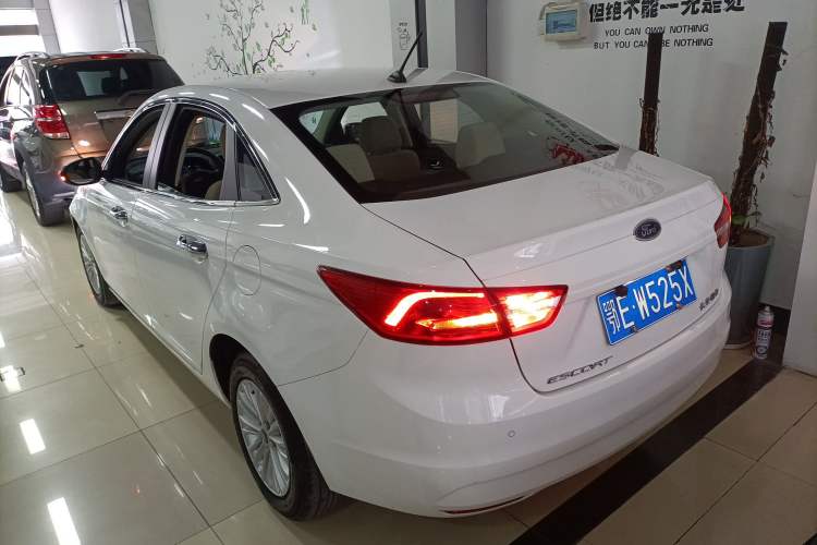 Used Ford Escort 2017 Revised Version 1.5L Manual Comfort Edition
