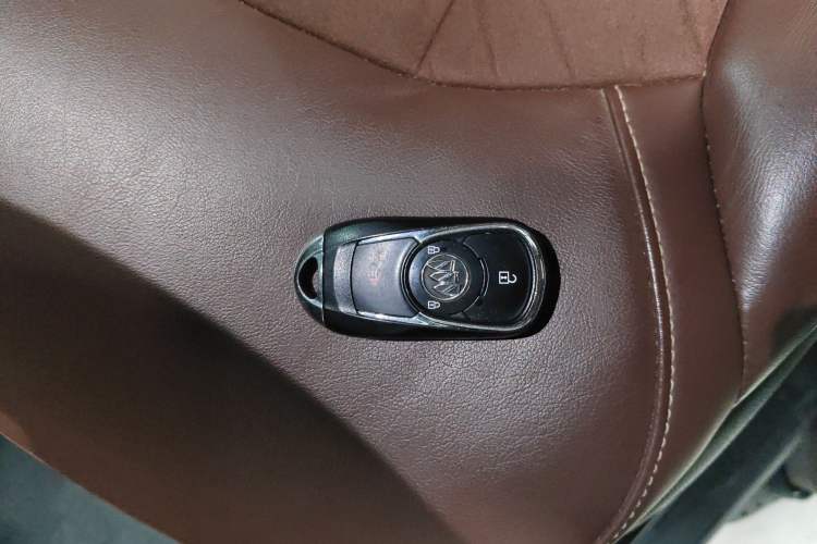 Used Buick Envision 2016 20T Two-Wheel-Drive Elite Model