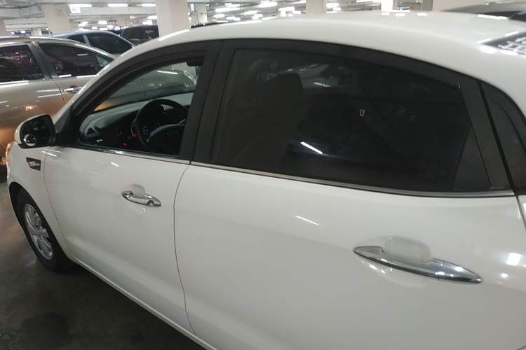 Used Kia K2 2015 Sedan 1.4L Automatic GLS
