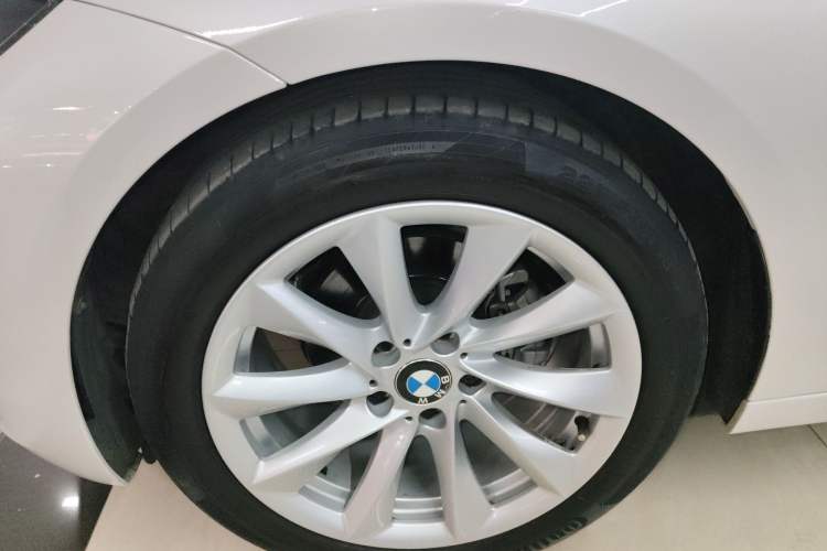 Used BMW 3 Series GT 2018 320i Sport Edition
