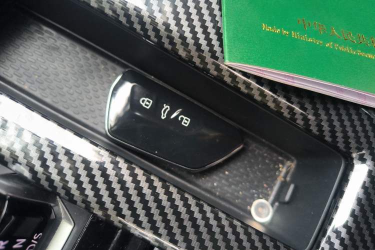 Used Volkswagen Lamando 2024 Lingdu L 200TSI DSG Trendy & Spicy Edition
