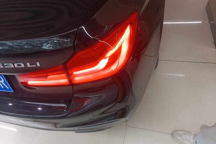 Used BMW 5 Series 2020 530Li Leading Model M Sport Package