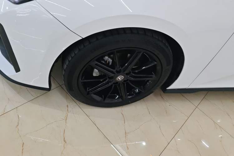 Used Changan UNI-V 2022 1.5T Prestige Version