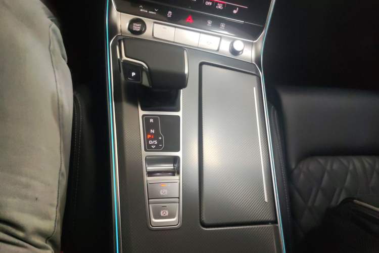 Used Audi A6L 2025 Revised 45 TFSI Prestige Dynamic Edition
