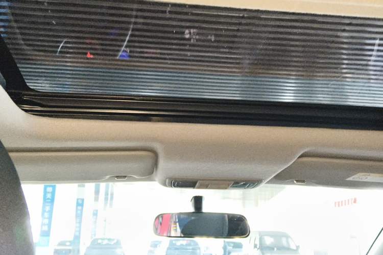 Used Honda Fit 2016 1.5L SES CVT Fashion Sunroof Edition