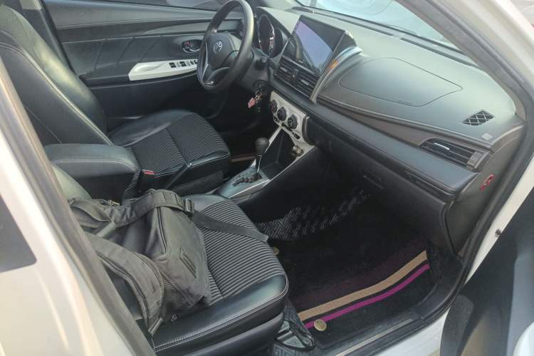 Used Toyota YARiS L 2015 1.5G Automatic Xuan Dong Sunroof Special Edition
