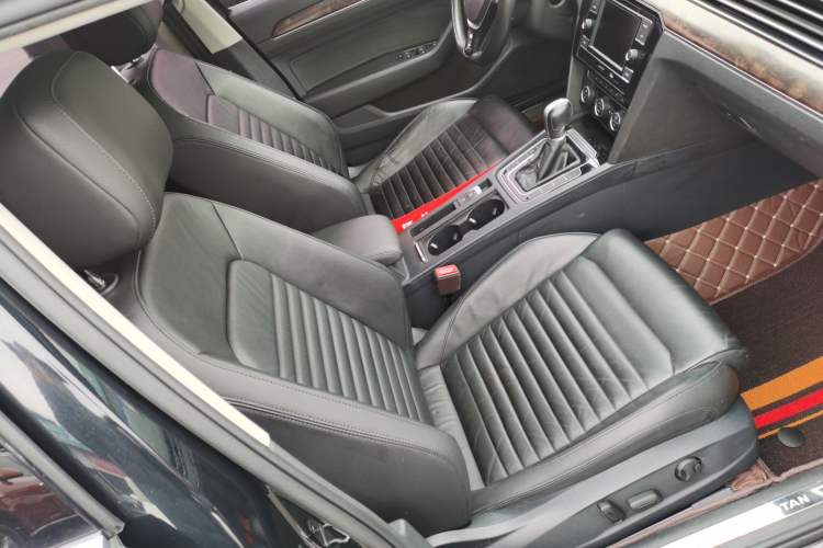 Used Volkswagen Magotan 2018 Facelift 330TSI DSG Luxury Model
