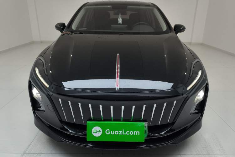 Used Hongqi E-QM5 2024 610 km PLUS
