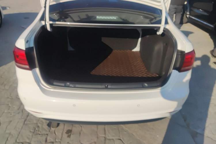 Used Volkswagen Lavida 2019 Lavida Start 1.5L Automatic Trendy Version China VI Standard