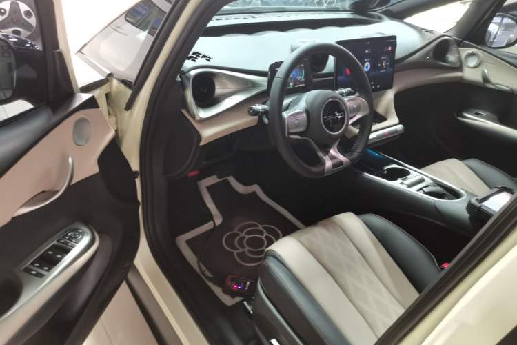 Used BYD Dolphin 2023 420 km Fashion Edition
