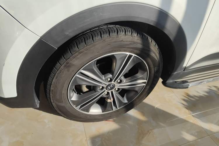 Used Hyundai ix25 2015 1.6L Automatic Two-Wheel Drive Smart GLS Trim
