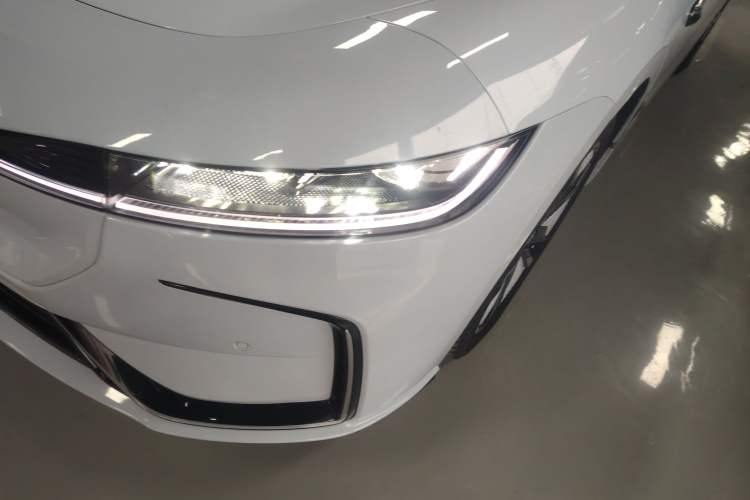 Used VOYAH PASSION 2023 Four-Wheel Drive Flagship Edition
