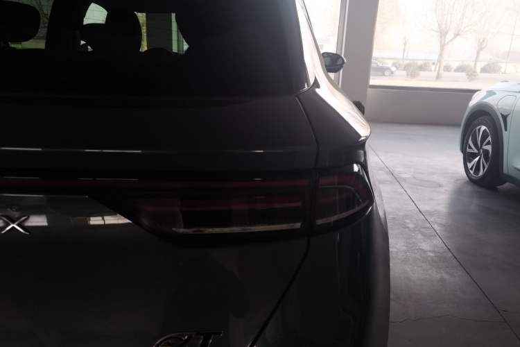 Used ARCFOX Alpha T 2023 688E+ Forest Edition 175kW