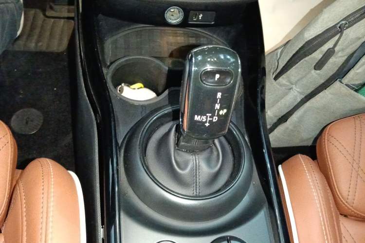 Used  Clubman 2022 1.5T COOPER Connoisseur
