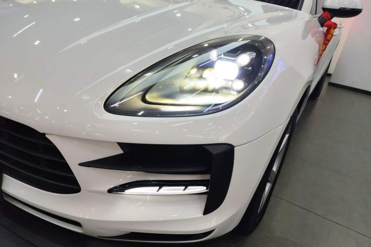 Used Porsche Macan 2018 Macan 2.0T