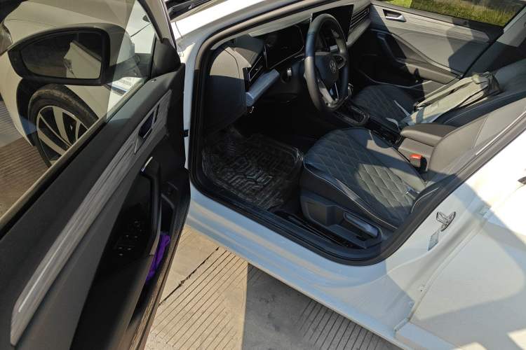 Used Volkswagen Sagitar 2023 300TSI DSG Excellence Edition
