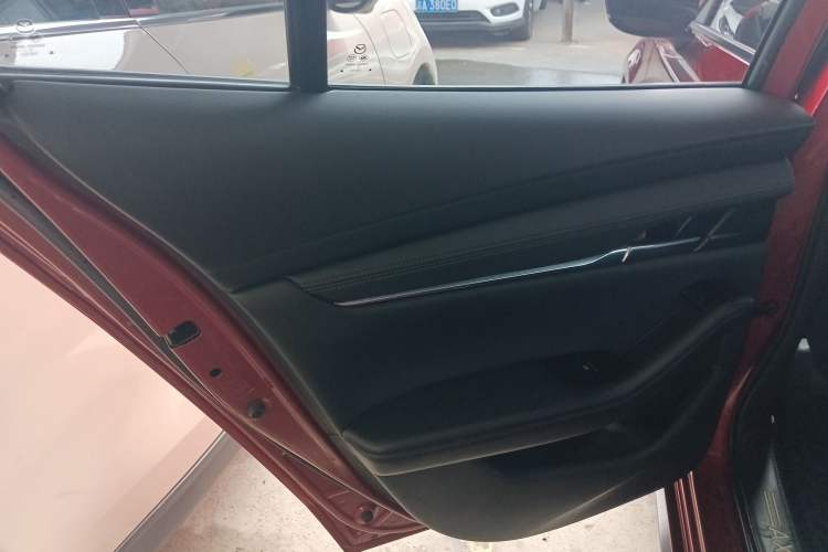 Used Mazda Mazda 3 Axela 2021 2.0L Automatic Zhi Rui Edition
