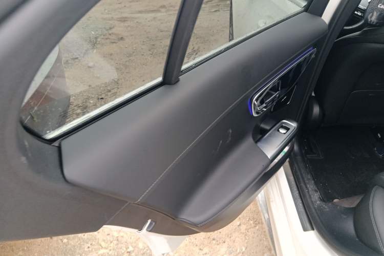 Used Mercedes-Benz C-Class 2025 C 200 L Sport Edition
