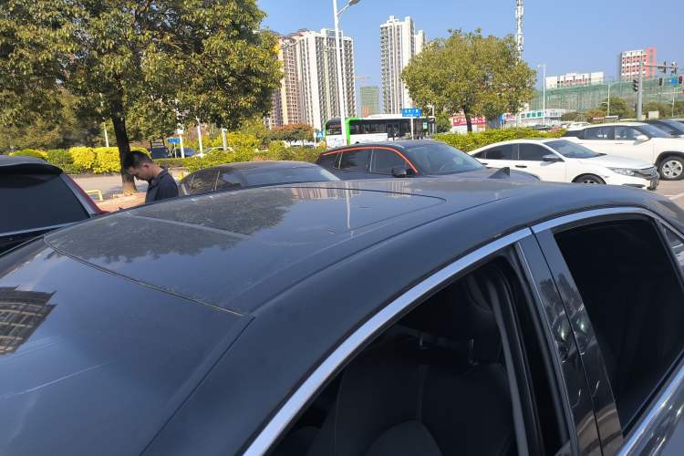 Used Toyota Camry 2021 2.0S FENGSHANG Edition
