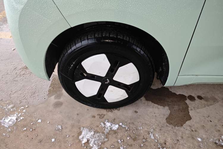 Used Wuling Hongguang MINIEV 2024 3rd Generation 215km Advanced Version